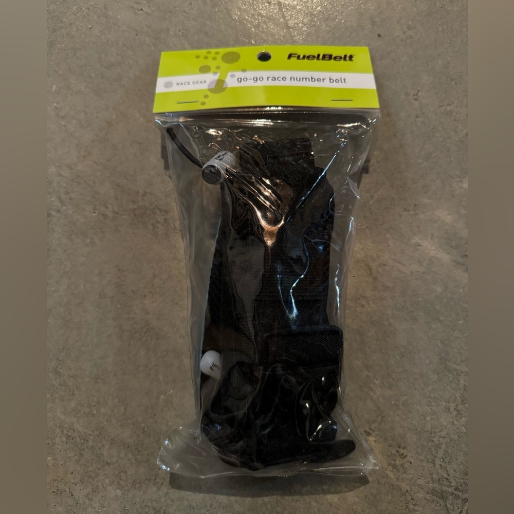 NWT FuelBelt Black and Blue Race Number Belt
